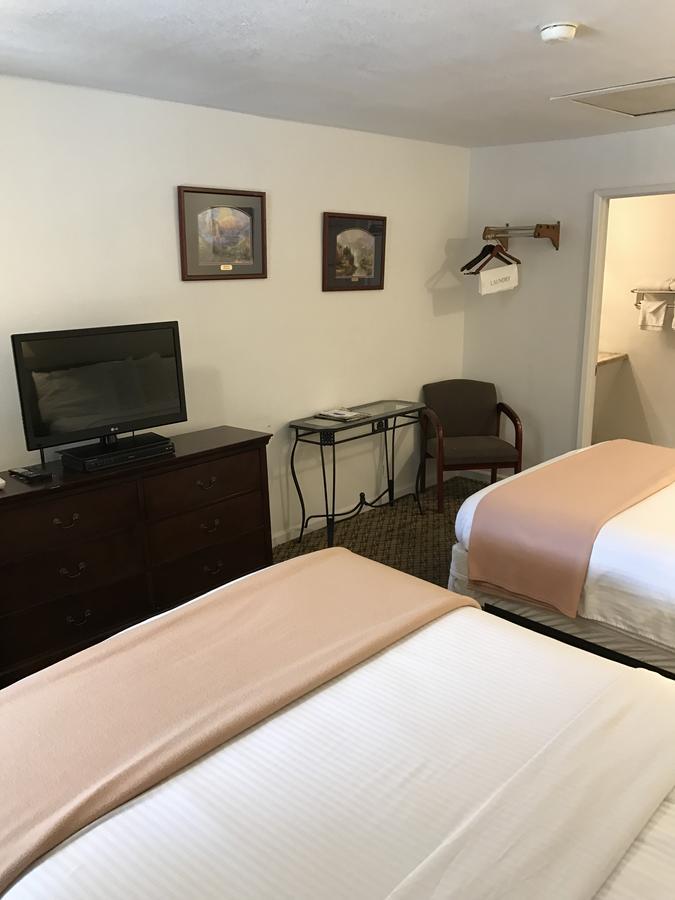Quincy Gold Pan Lodge מראה חיצוני תמונה